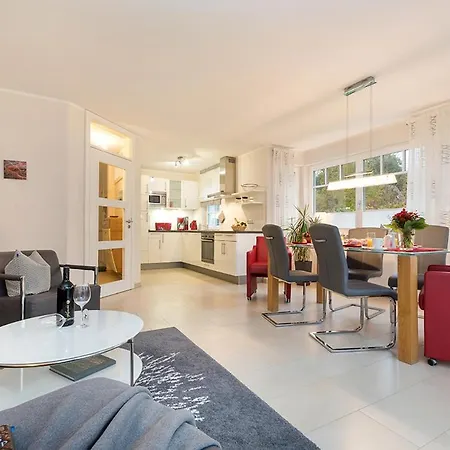 Haus Zingstzeit * זינקסט